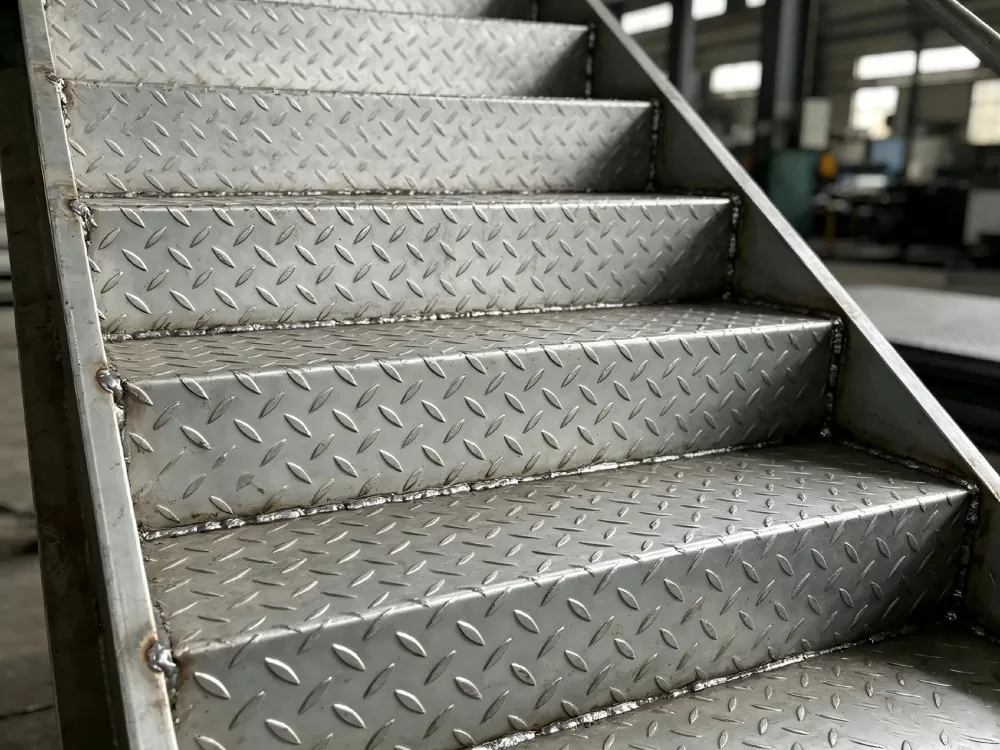 Galvanized Floor Diamond Plate
